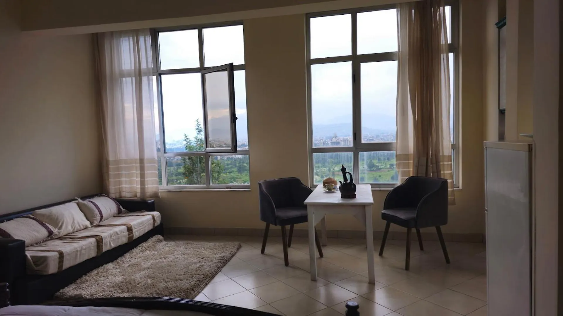 Mago Homes, Managed By Bisrat Gh Addisz-Abeba 0*,  Etiópia